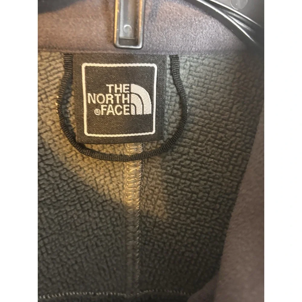 North Face Men's Windstopper Vest Size Medium